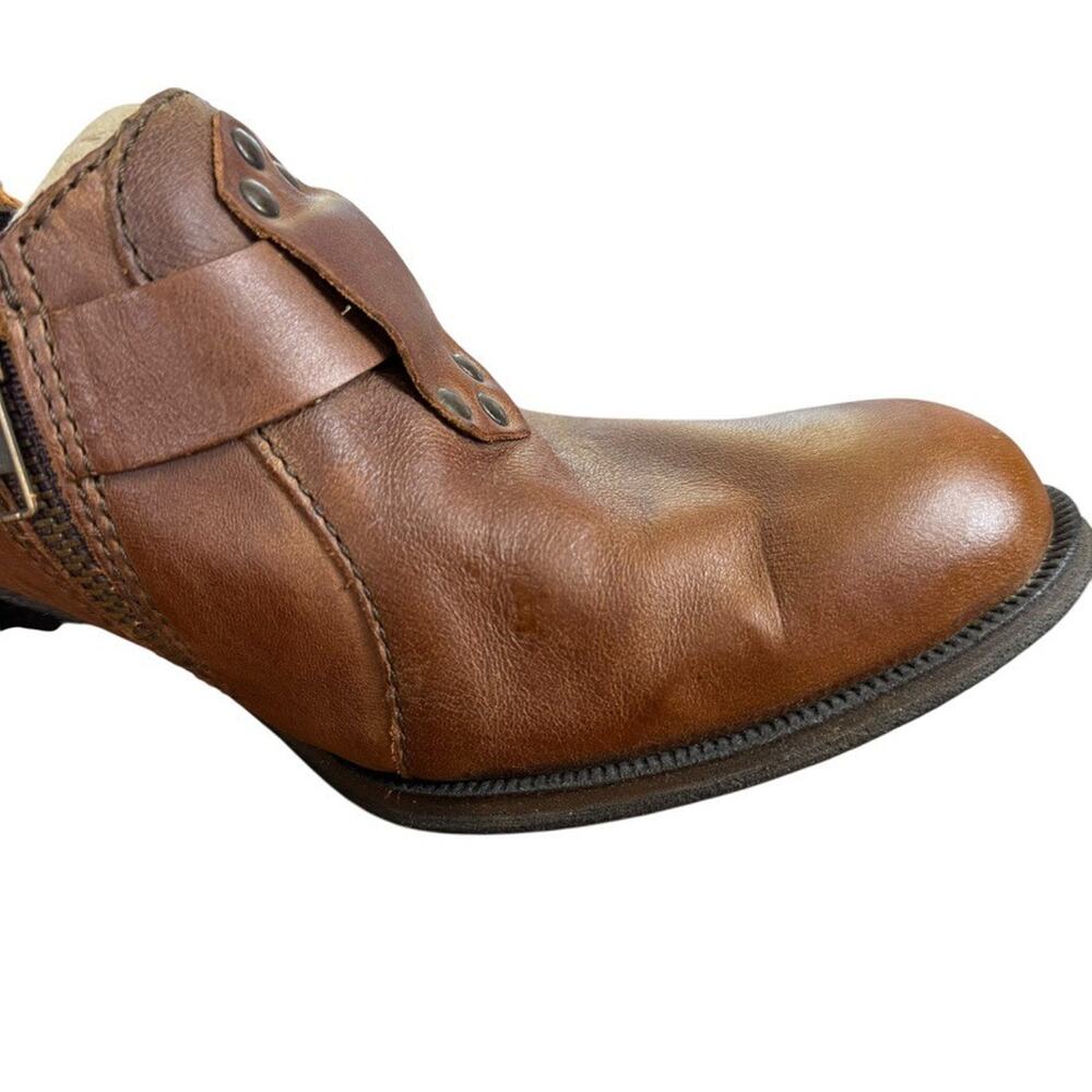 Born Brown Leather Chunky Block Heel Ankle Booties Boots Shoes Buckle Strap 7.5 - Picture 2 of 16